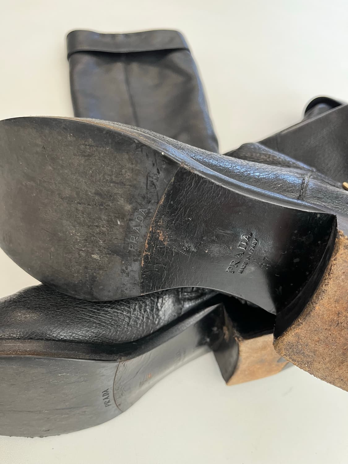 프라다 레더 니하이 라이더 부츠 상품이미지8