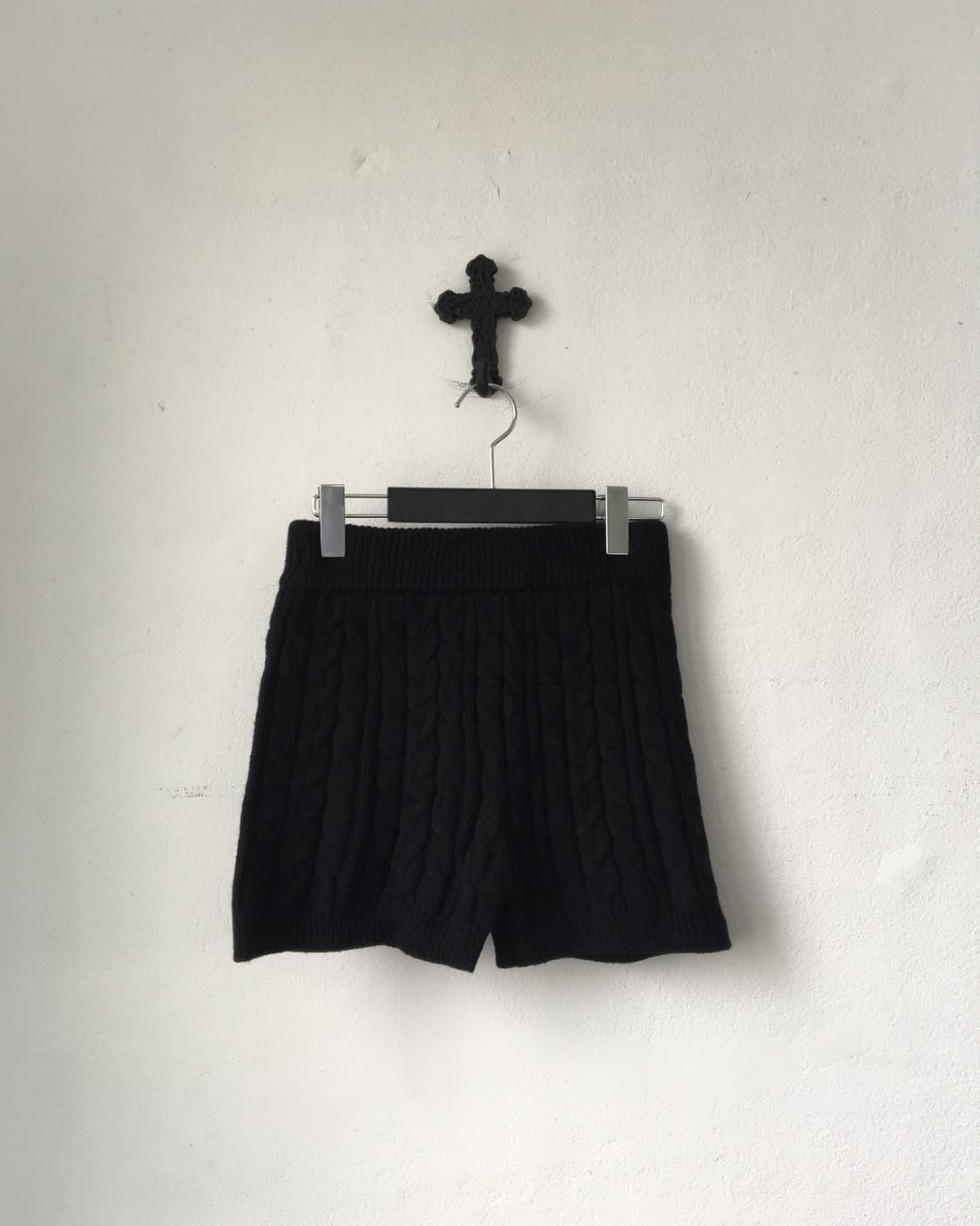 Cable pattern knit short 상품이미지1