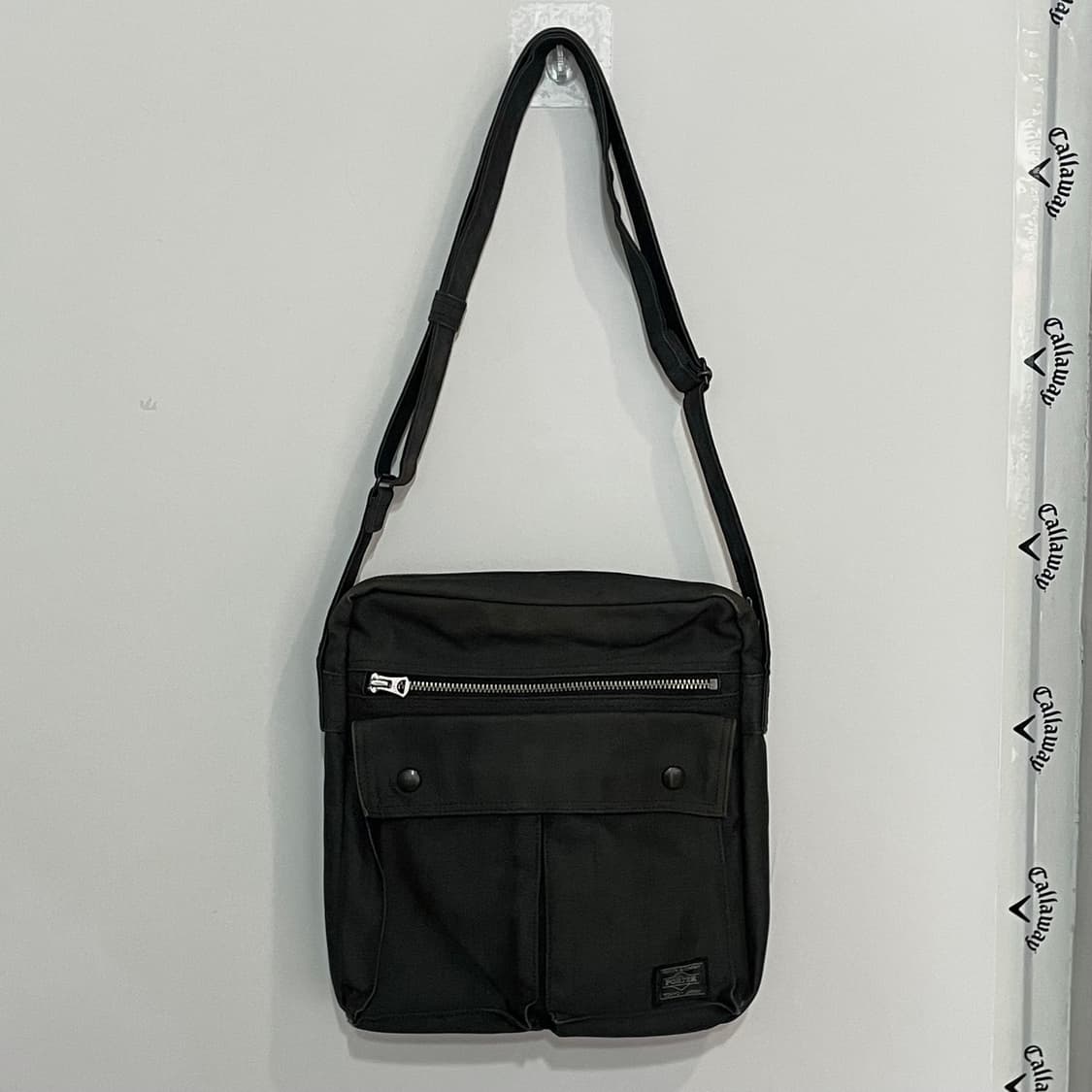 요시다 포터 크로스백 블랙 상품이미지1