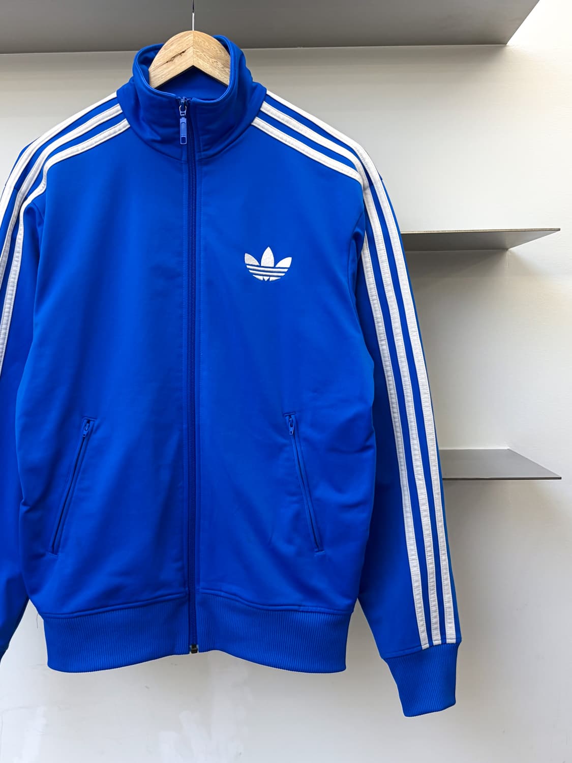 아디다스 3 스트라이프 파이어버드 포카리블루 트랙탑 상품이미지2