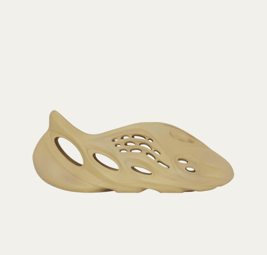 아디다스 이지 폼러너 데저트 샌드 295 상품이미지1