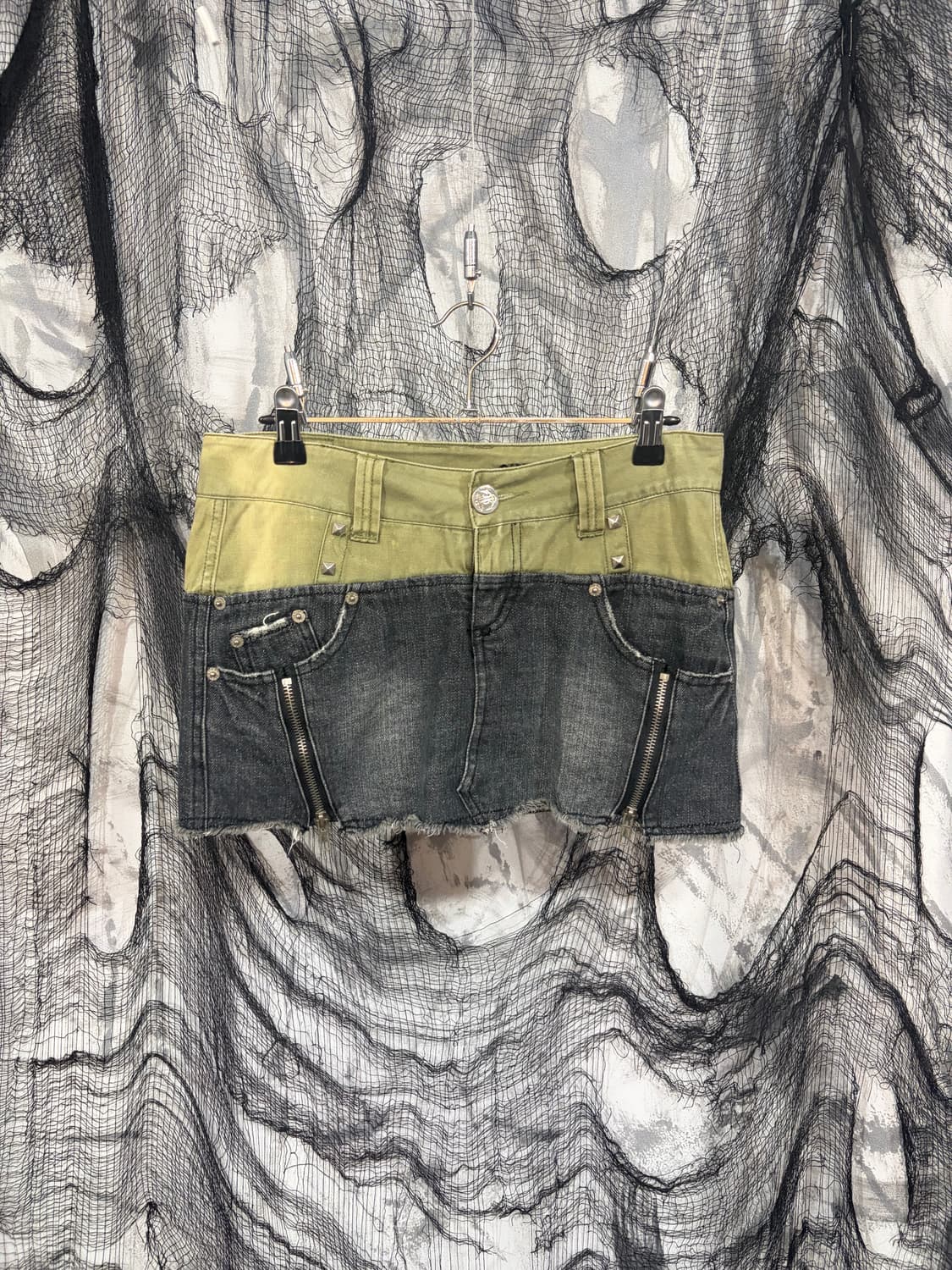 Y2K grunge two-tone stud mini skirt 상품이미지6