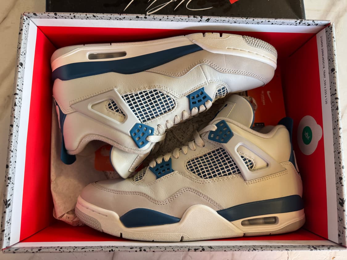 조던4 레트로 인더스트리얼 블루(2024) 265 팝니다 상품이미지6