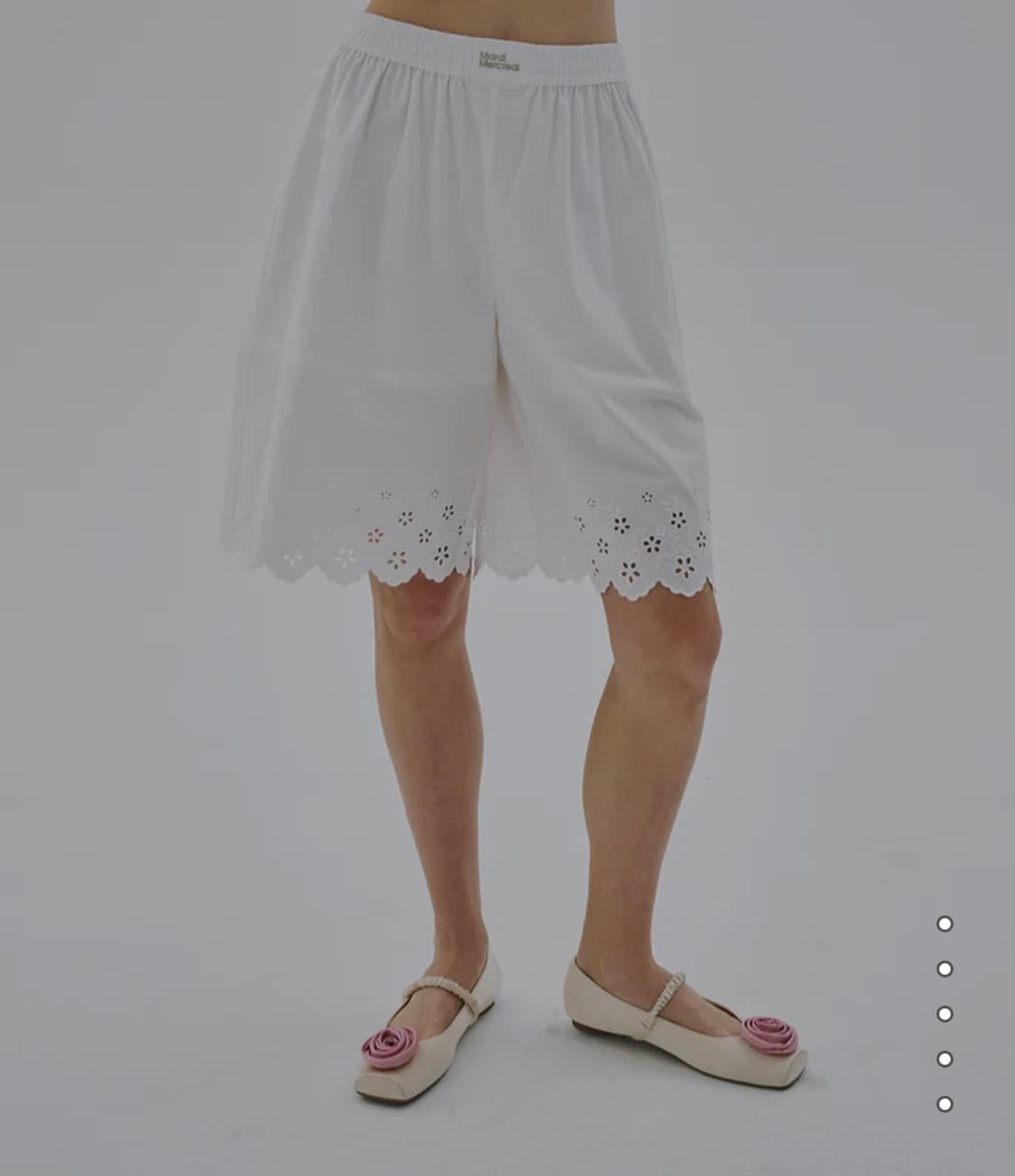 [마르디 메크르디] 자수 펀칭 반바지 (ONE SIZE) 판매합니다! 상품이미지1