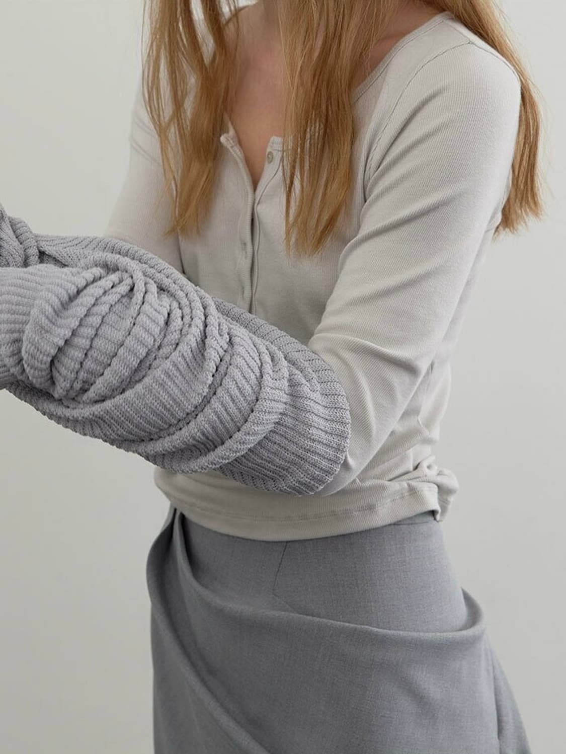 리포스 헨리넥 티셔츠 판매합니다. 상품이미지3