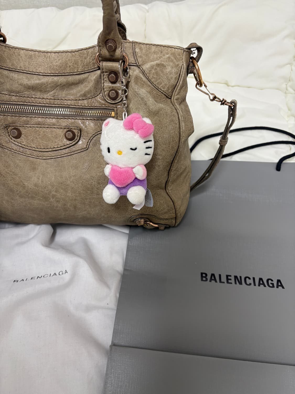 발렌시아가 모터백 브라운M 상품이미지4