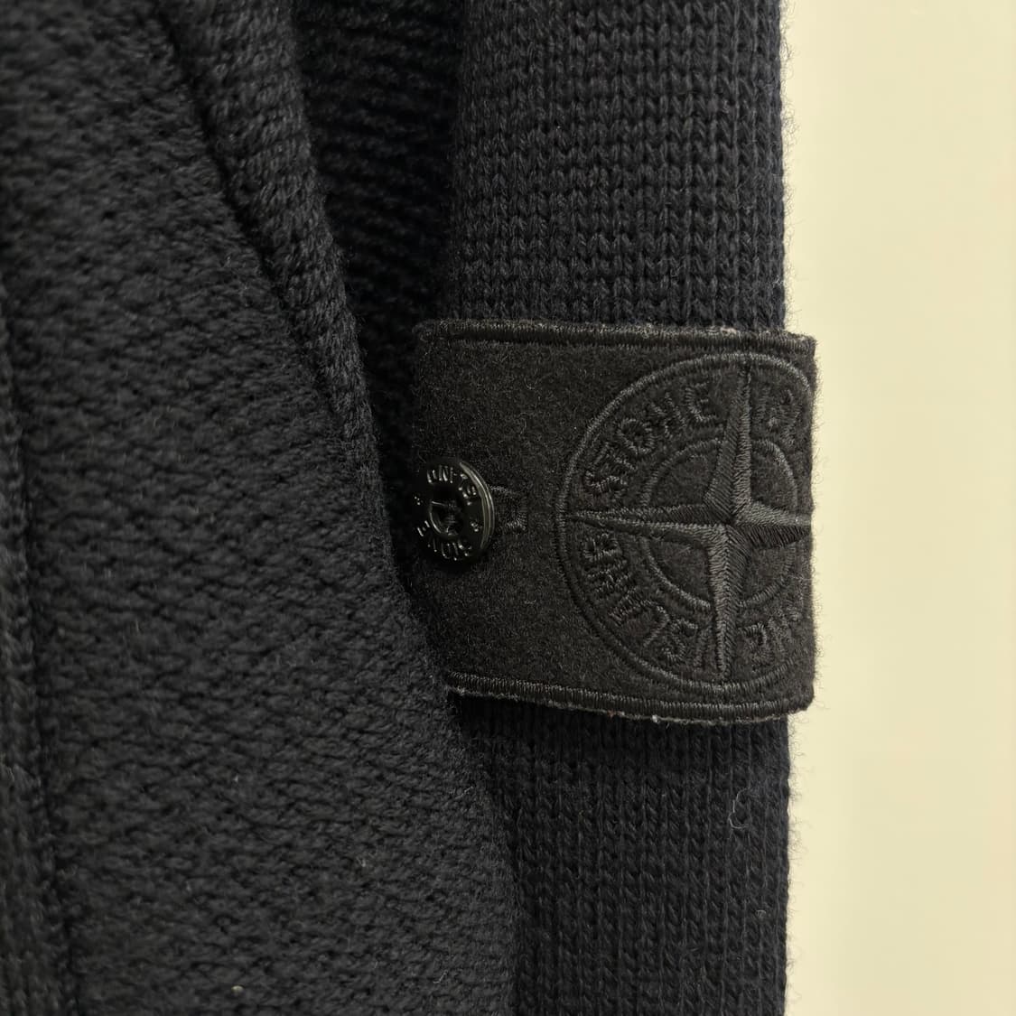 [S]스톤아일랜드 고스트 니트 가디건 상품이미지2