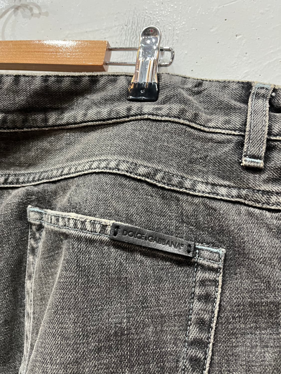 돌체앤가바나 14골드 디스 워시드 블랙 데님팬츠  상품이미지5