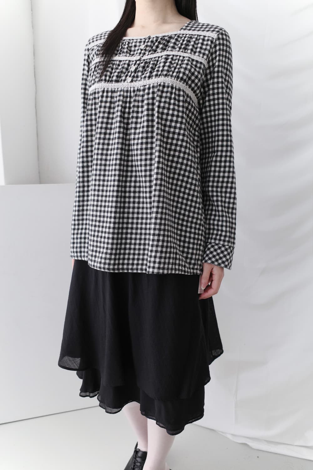 check lace blouse 상품이미지5