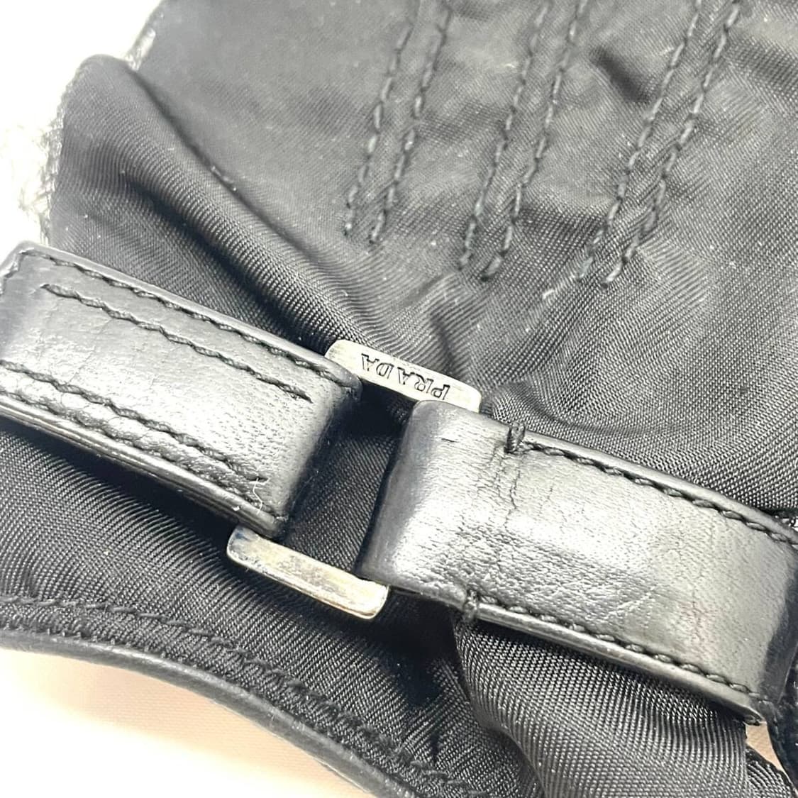 프라다 나일론 가죽 캐시미어 믹스 글러브 상품이미지2