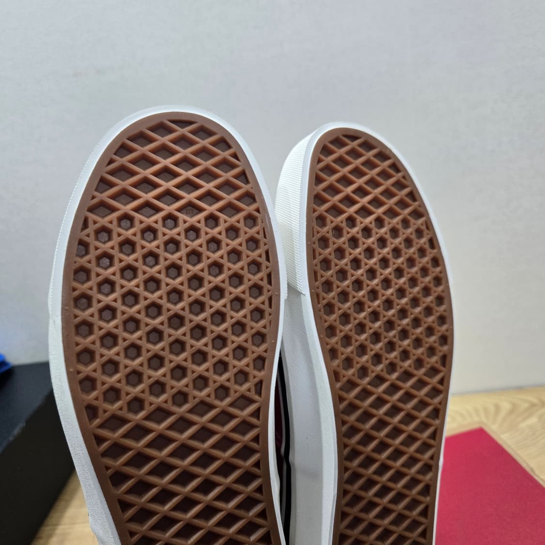 275 반스 애너하임 44dx 어센틱 레이싱레드 상품이미지5