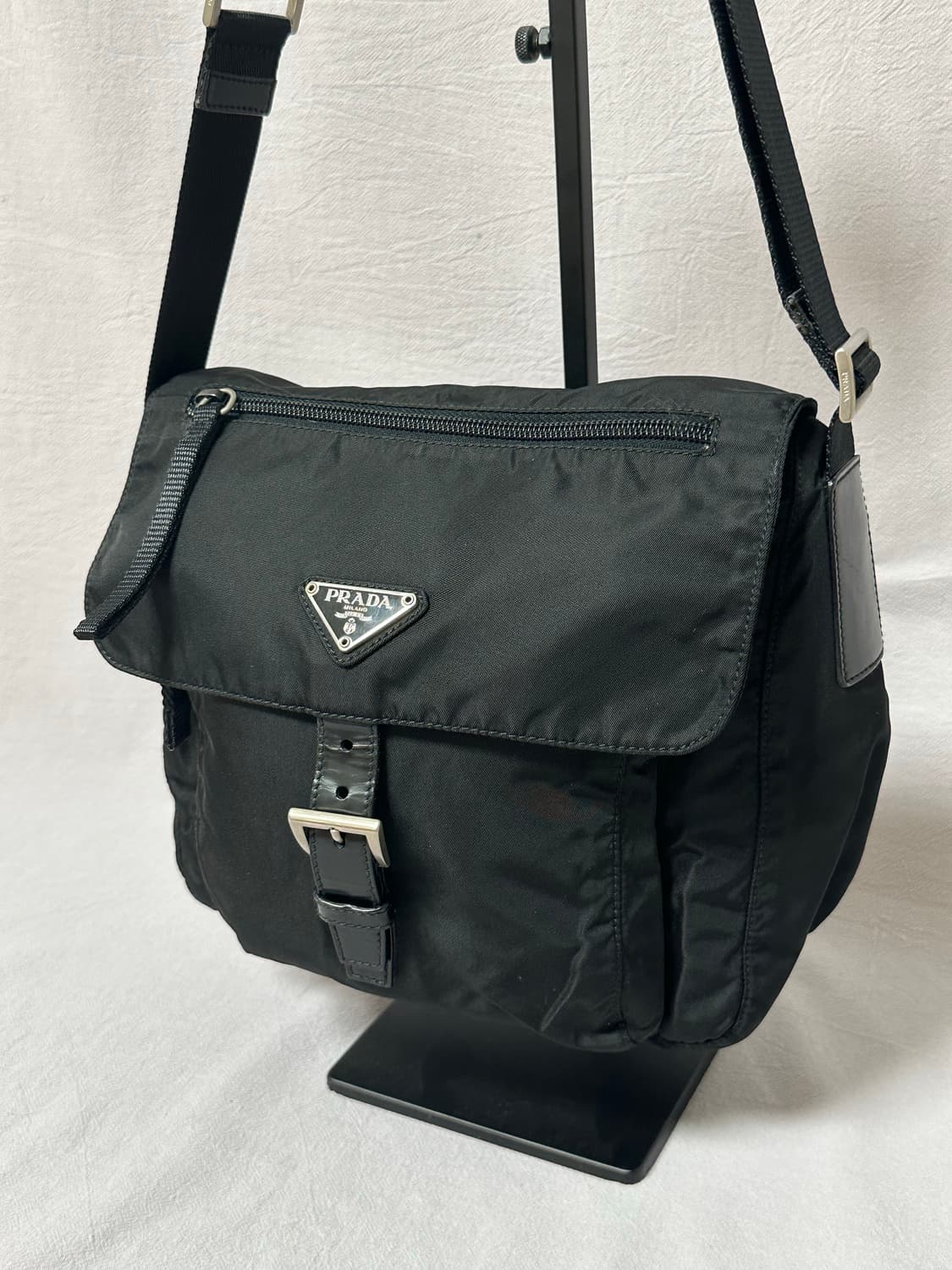(컨디션굿)프라다 포코노 나일론 메신저백 버클 크로스백 주우재백 상품이미지3