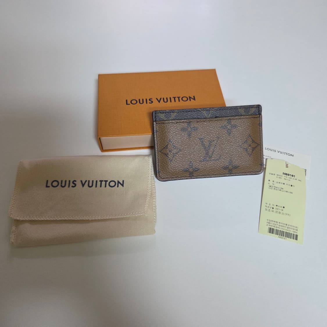 정품 루이비통 모노그램 리버스 카드지갑 상품이미지2