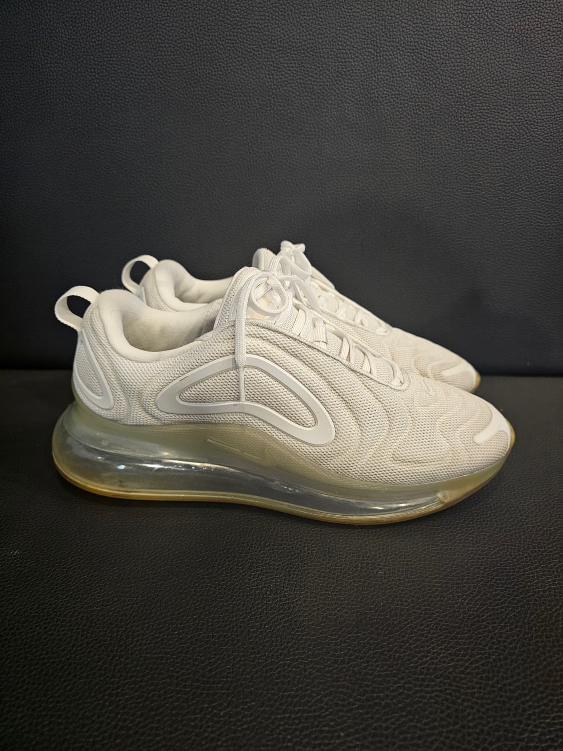 나이키 에어맥스 270시리즈 상품이미지1