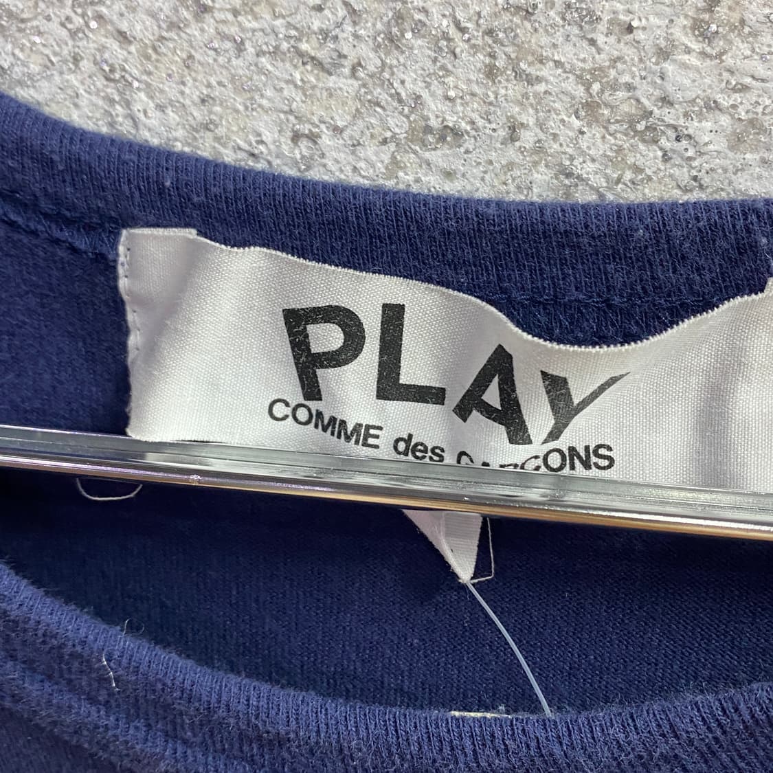 꼼데가르송 멀티로고 네이비 반팔티 B3246 상품이미지3