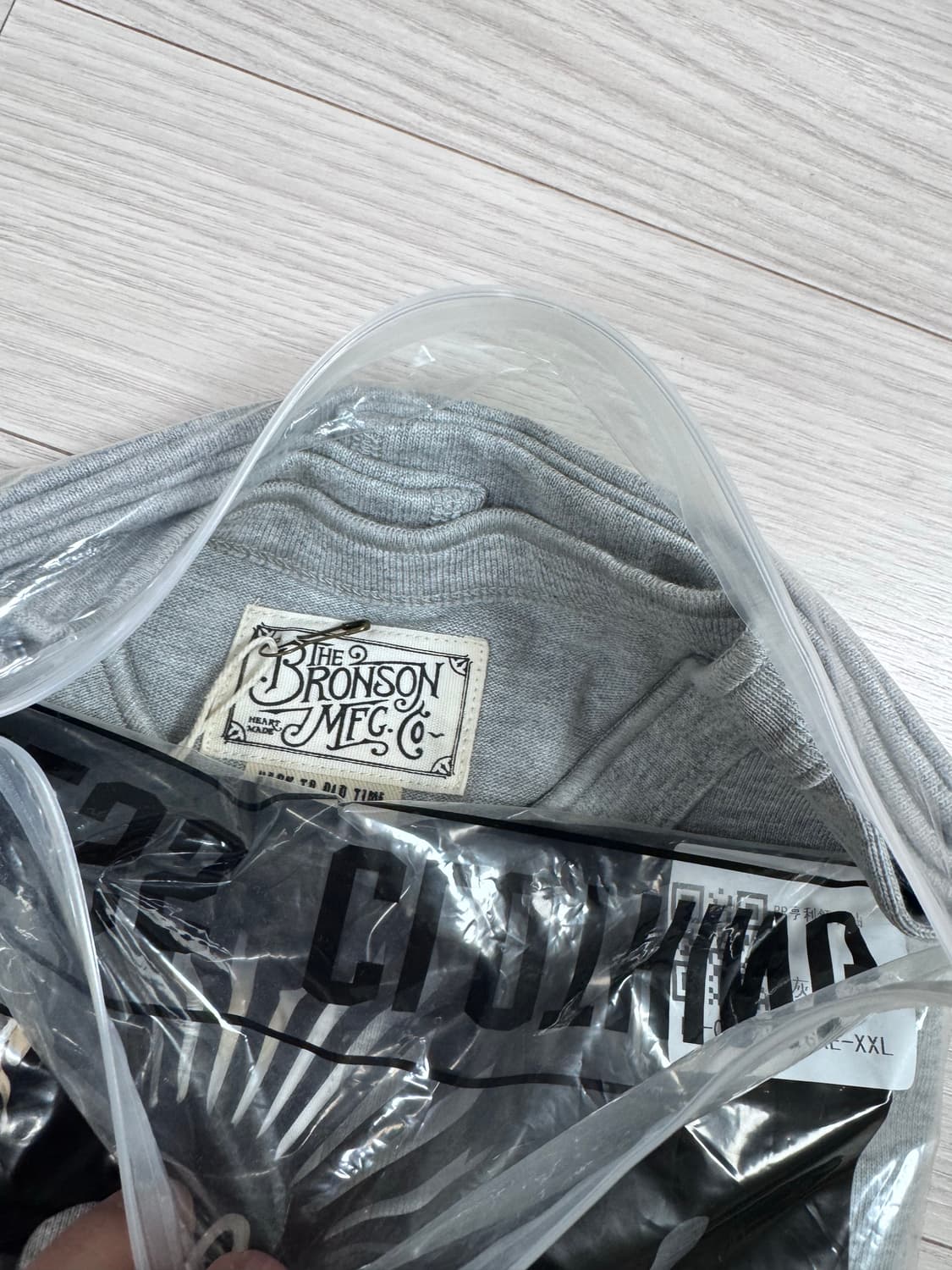 [새제품] 브론슨 헨리넥 그레이XXL 상품이미지3