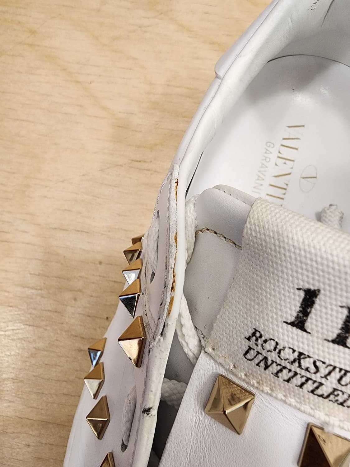 발렌티노 히든오픈 언타이틀 락스터드 스니커즈 37 상품이미지9