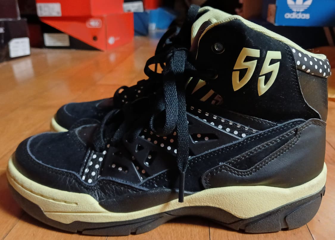 아디다스 오리지날 무톰보 240 상품이미지1