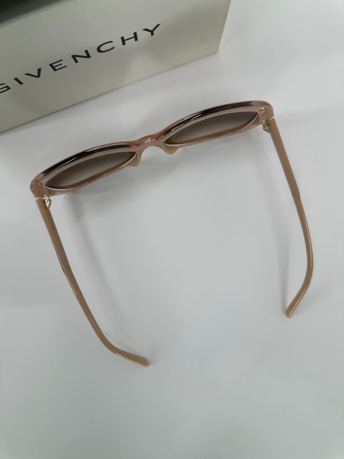 [새상품 무료배송] 정품 지방시 Made in Italy 선글라스 상품이미지7