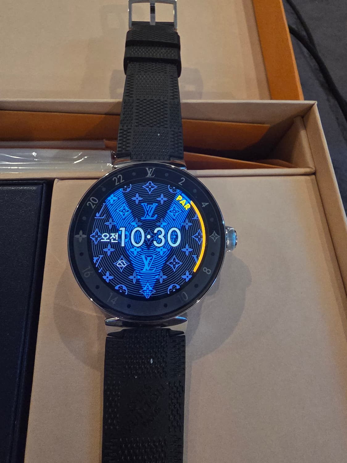 루이비통 땅부르 호라이즌 V2 상품이미지2