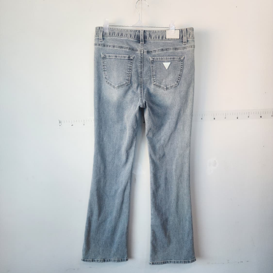 게스 연청 부츠컷 청바지 상품이미지3