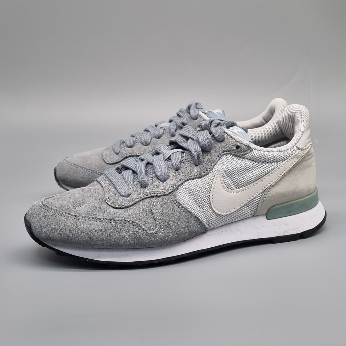 나이키 인터내셔널리스트 여성운동화240  상품이미지1