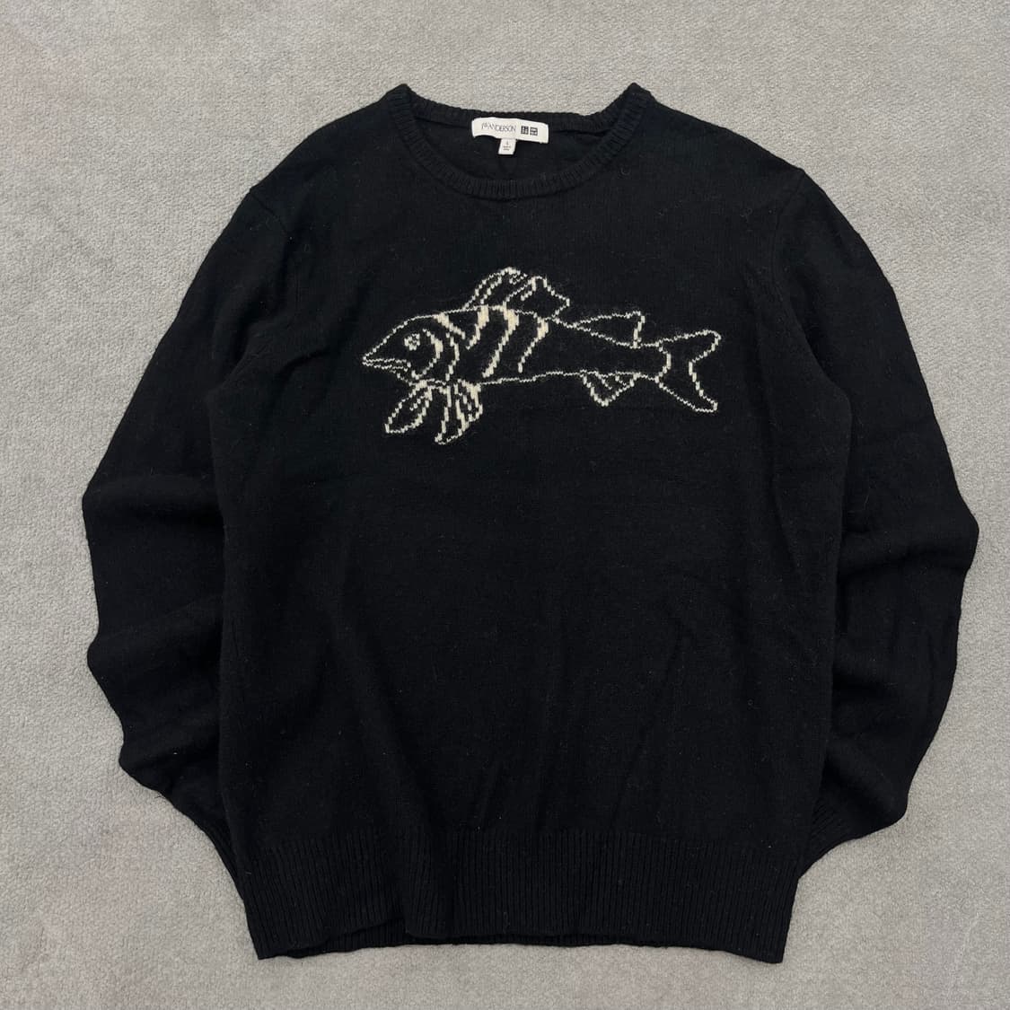 L JW앤더슨 X 유니클로 피쉬 니트 상품이미지1