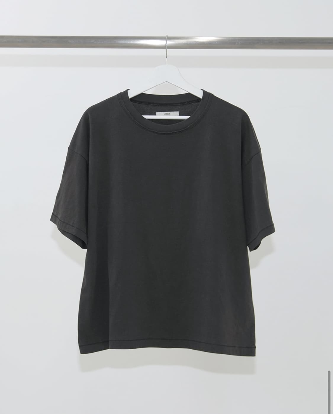 BACK SKULL HAND T-SHIRT 상품이미지3