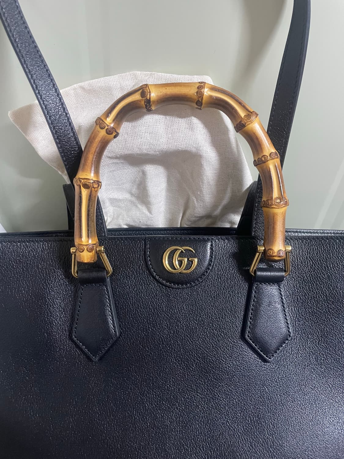 구찌 뱀부 미디엄 탑핸들백 새상품 상품이미지3