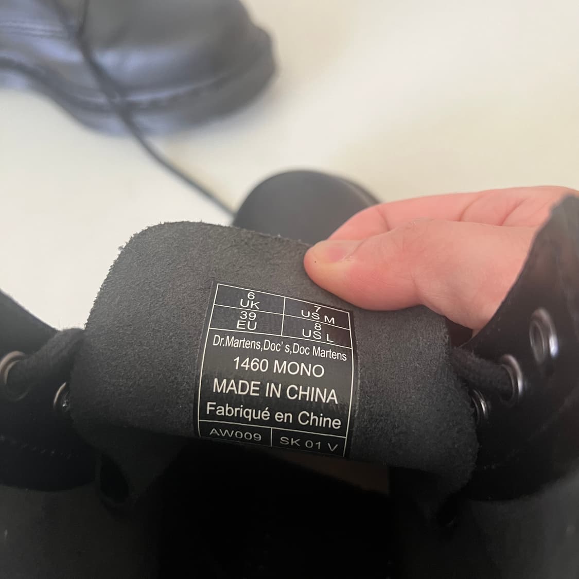 닥터마틴 1460 모노 8홀 245 사이즈 상품이미지4
