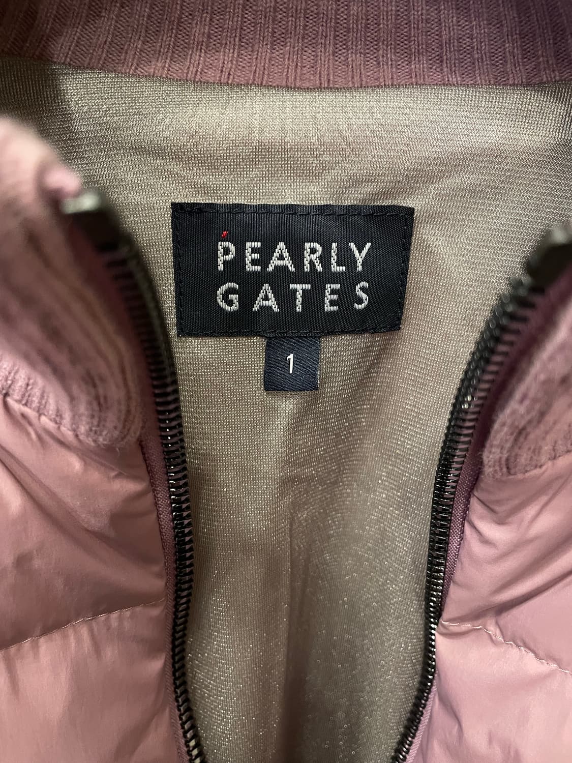 25년 6월산 파리게이츠 방풍 구스다운 골프 점퍼 1 상품이미지8