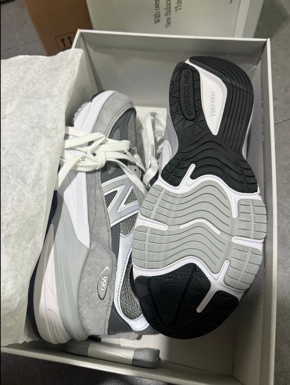 뉴발란스 New Balance 990v6 255새상품(공홈구매) 상품이미지2