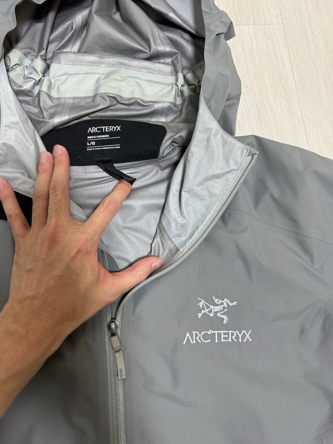 L 아크테릭스 제타 SL 그레이 마이크로칩 고어텍스 후드 자켓 상품이미지2