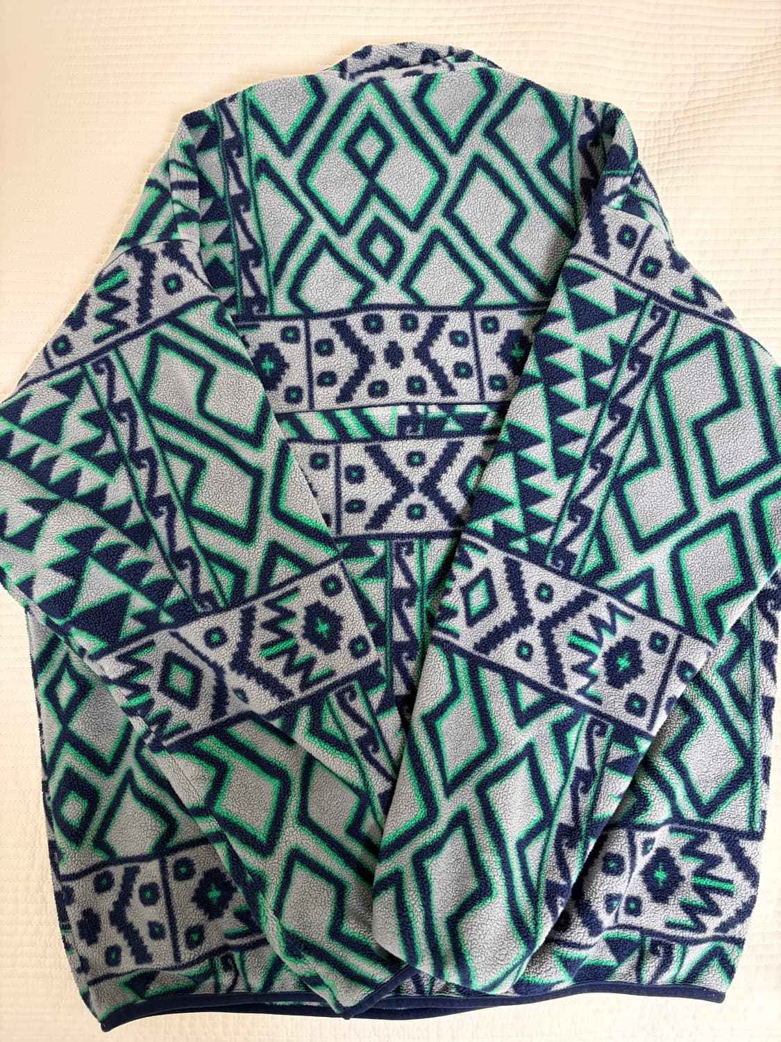 파타고니아 신칠라 M사이즈 판매합니다. 상품이미지4