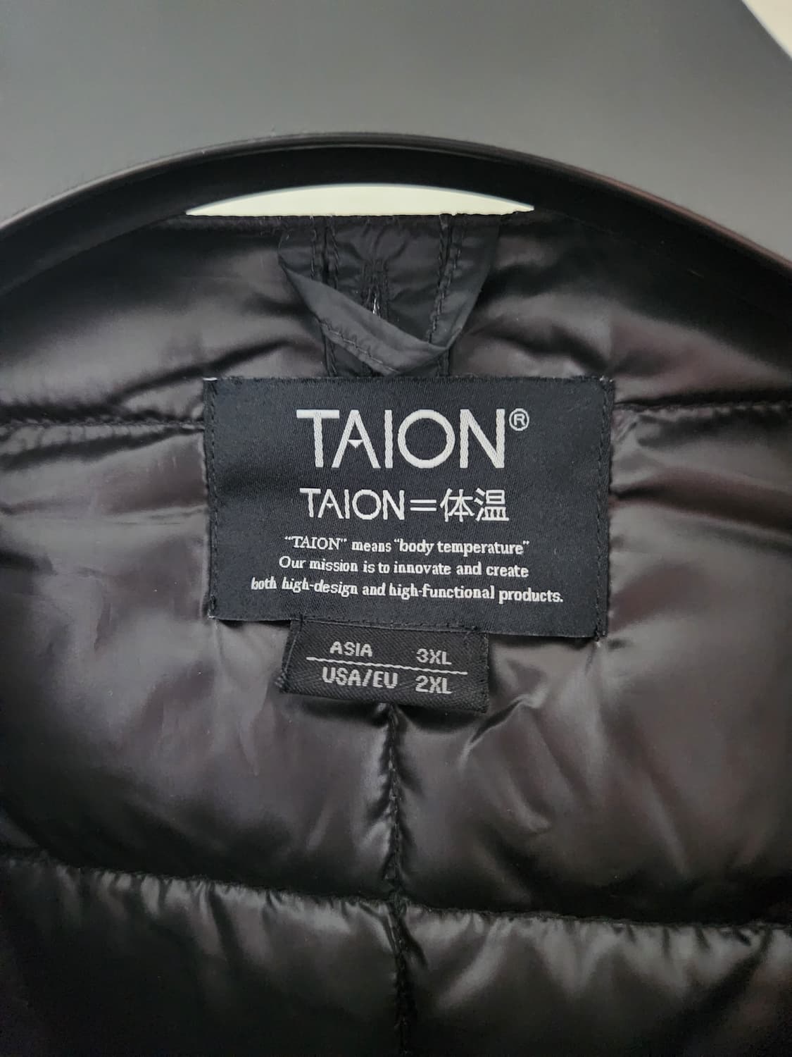 타이온 크루넥 버튼다운 경량패딩 3xl(105) 팝니다. 상품이미지2