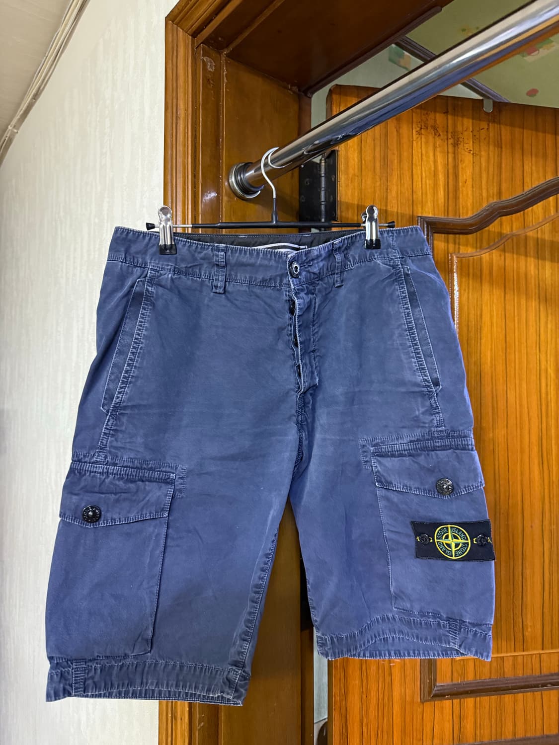 안냐세요 스톤아일랜드 카고 반바지 31사이즈 판매합니다(sss희귀 이쁨) 상품이미지1