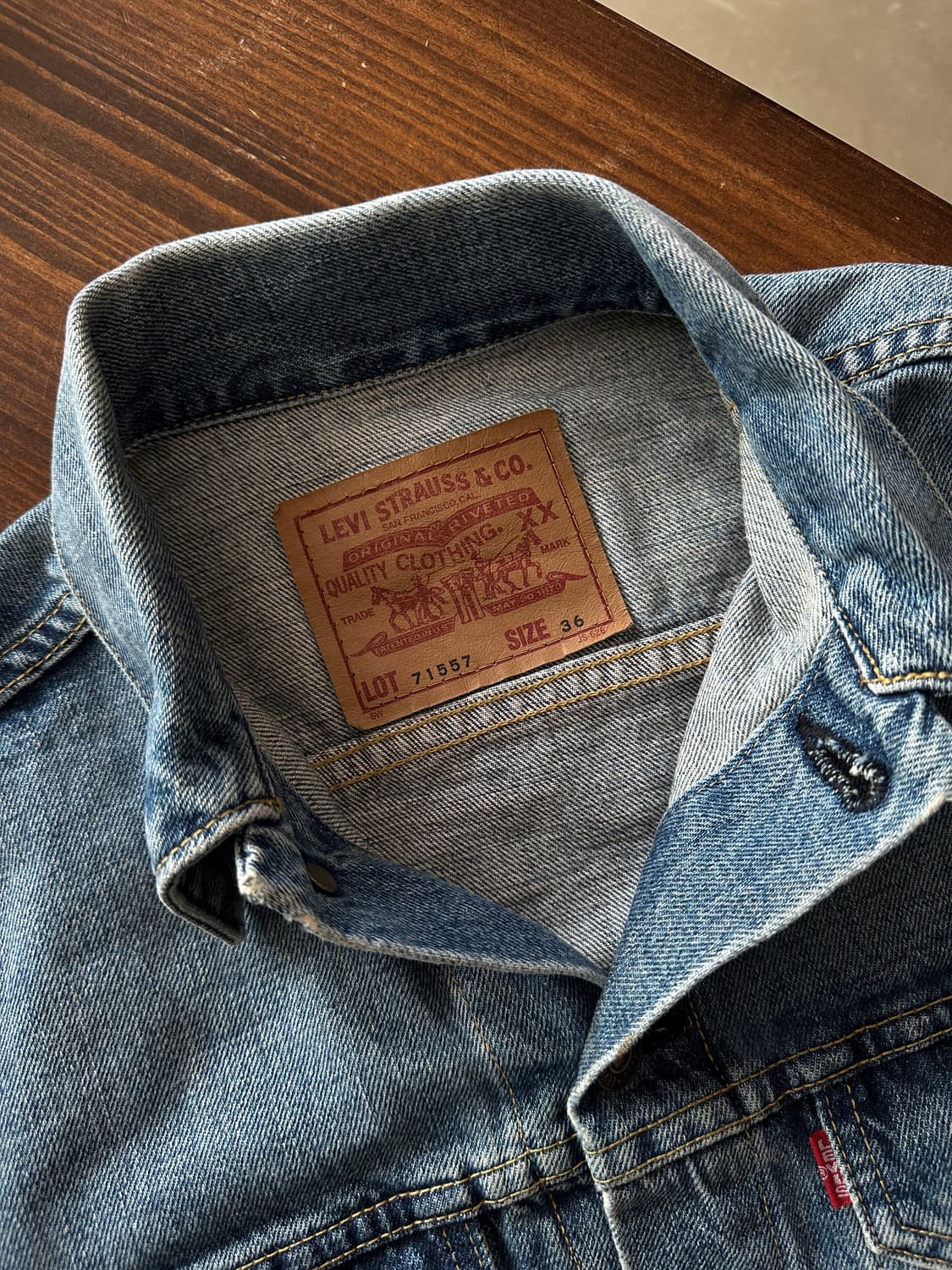 90s Levis 71557 3세대 데님 트러커 자켓 상품이미지4