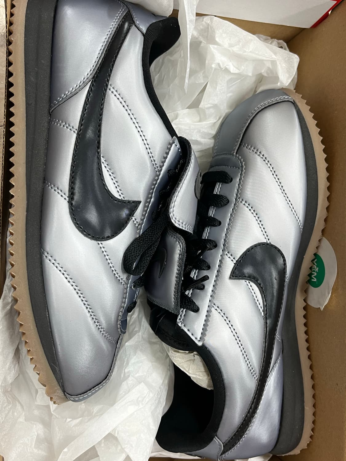 나이키 코르테즈 레더 SE 메탈릭 쿨 그레이 블랙 상품이미지1