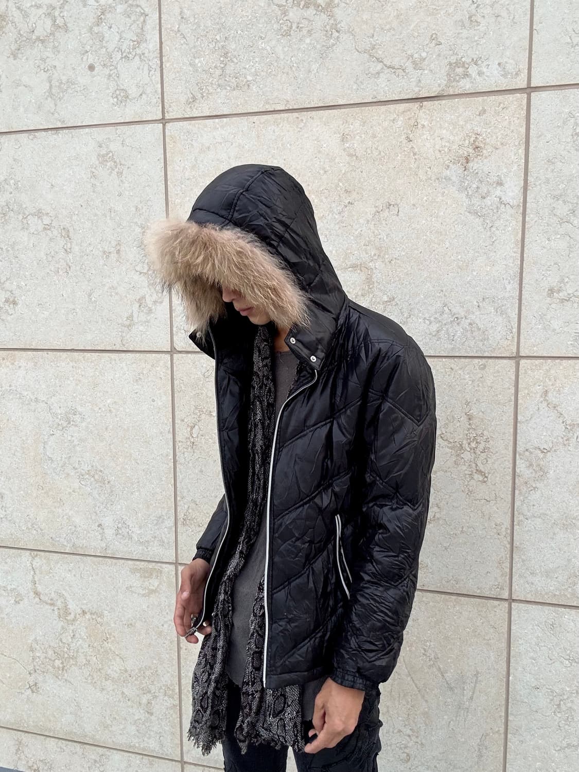“VIRGIN VOYAGE” Chic Mood Black Fur Hood 상품이미지8
