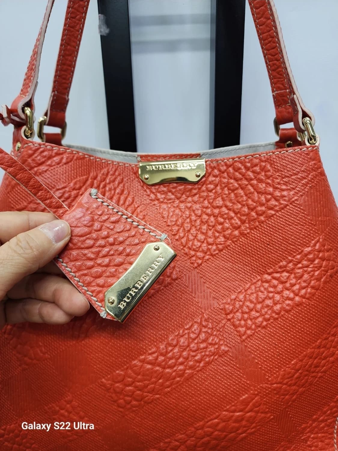 버버리 엠보 켄터버리 숄더백+파우치포함 상품이미지3