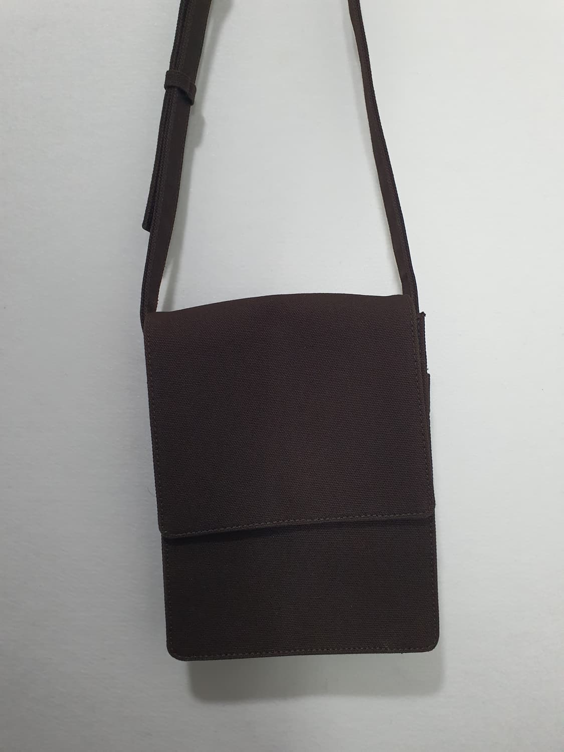 스튜디오톰보이 브라운 패브릭 미니 크로스백 상품이미지2