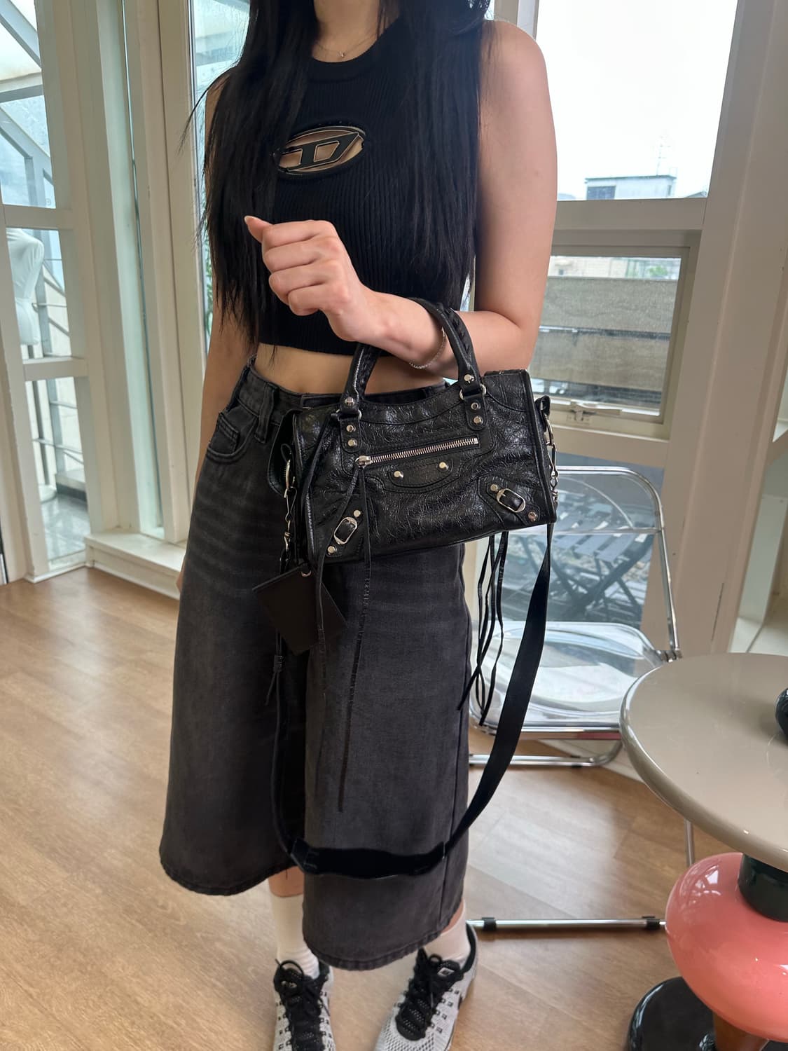 [A+ 정품] 발렌시아가 시티 모터백 미니 블랙 상품이미지8