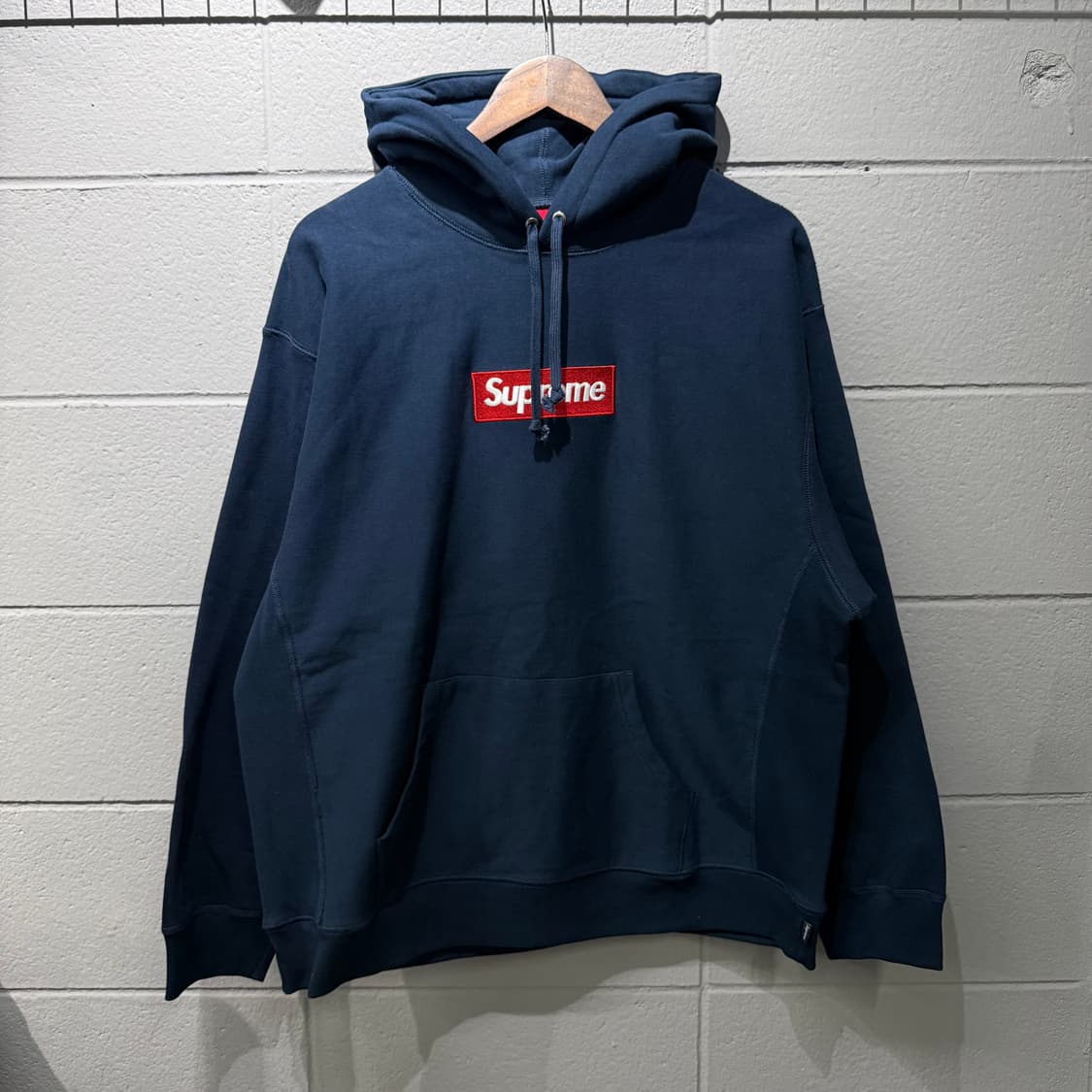 슈프림 24fw 박스 로고 후드티 상품이미지1