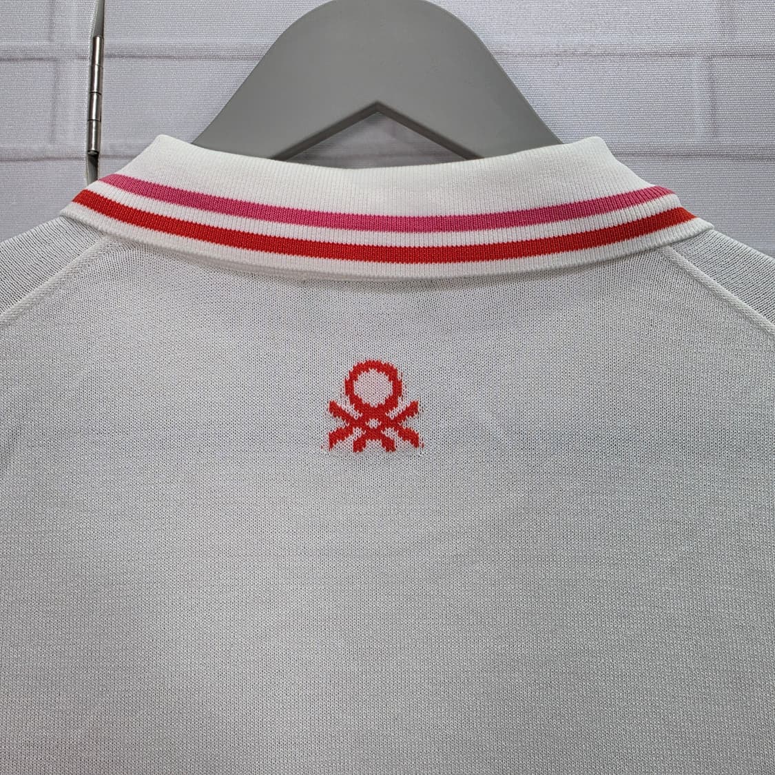 25SS 베네통 여성 반팔 칼라 니트 티셔츠 100(L)사이즈 새상품급 상품이미지8