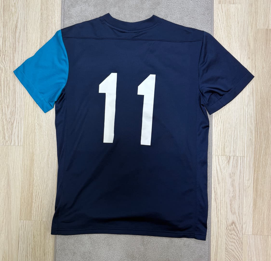 [S급] 나이키 드라이핏 반팔 티셔츠 사이즈 L 상품이미지2