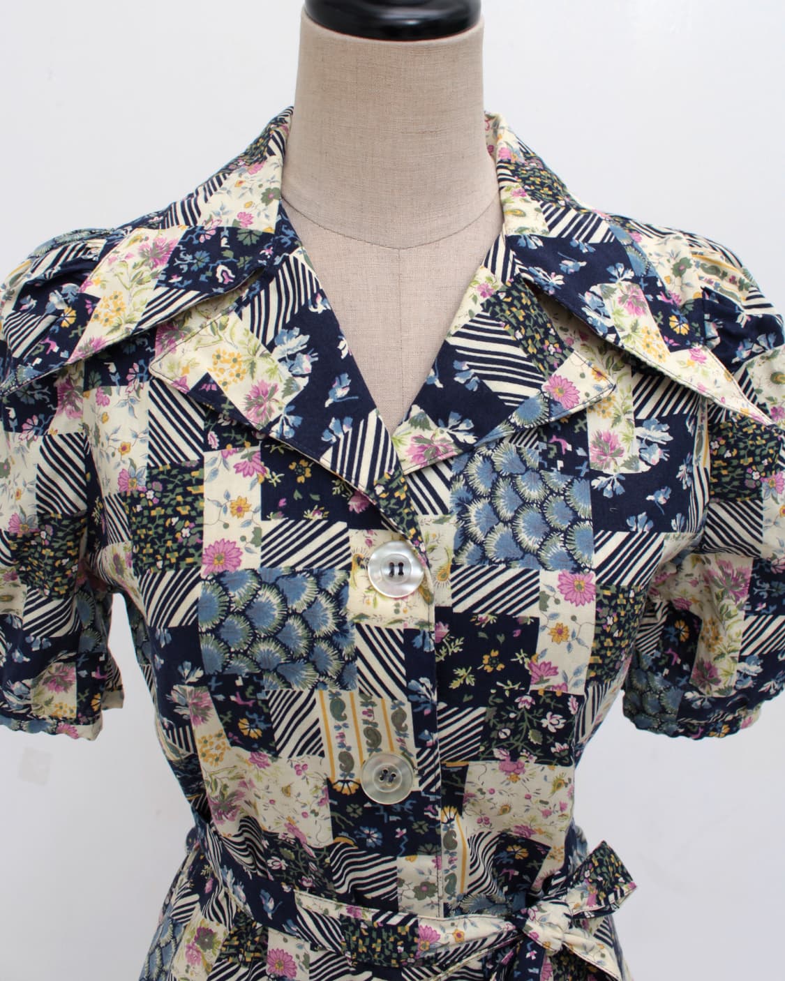 유럽 빈티지 프랑스 플라워 네이비 패치워크 스트랩 코튼 블라우스 상품이미지4
