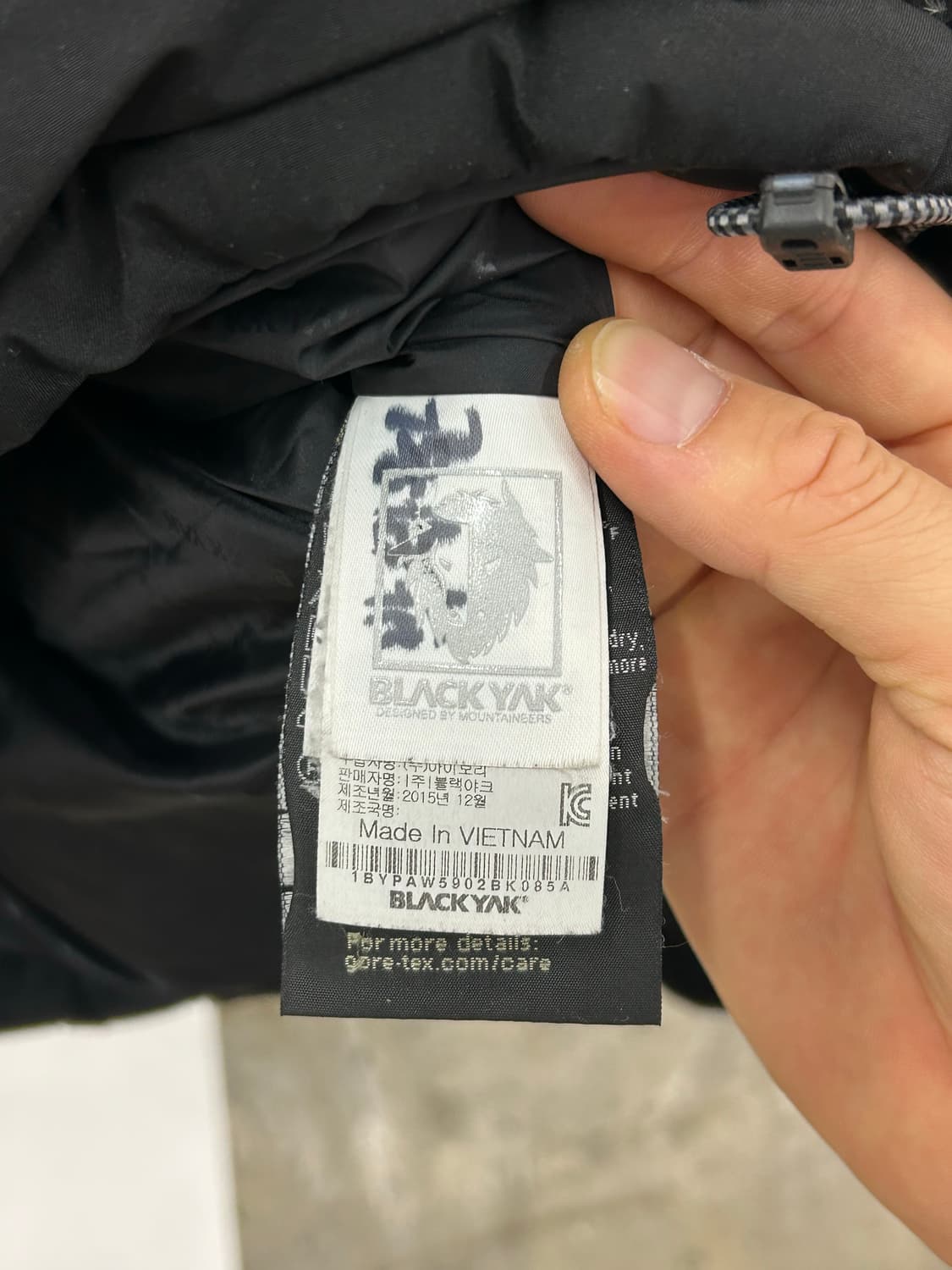 블랙야크 고어텍스 구스다운 블랙 패딩 자켓 상품이미지7