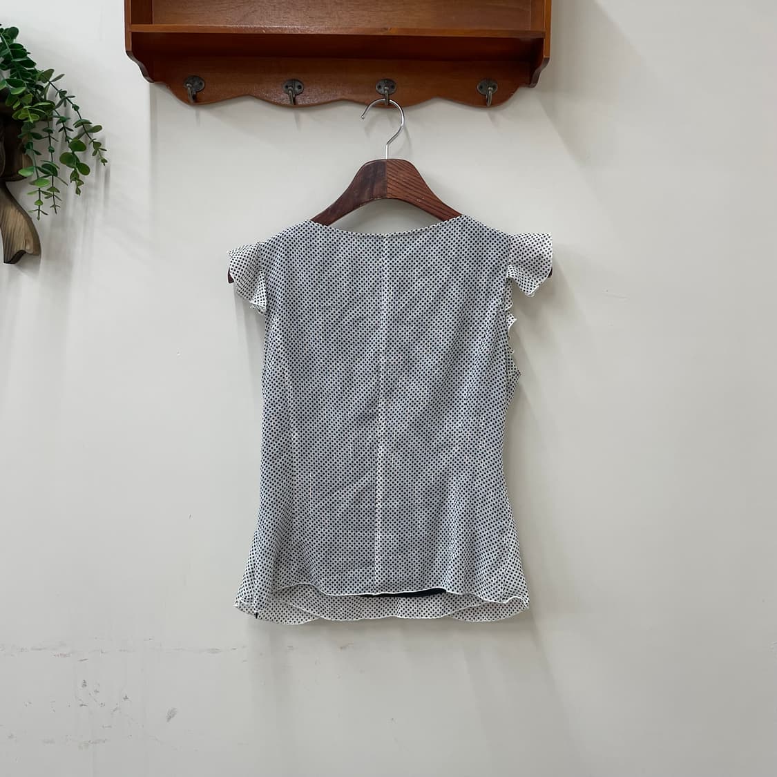 빈티지 도트 금사 디테일 러플 슬리브리스 상품이미지2