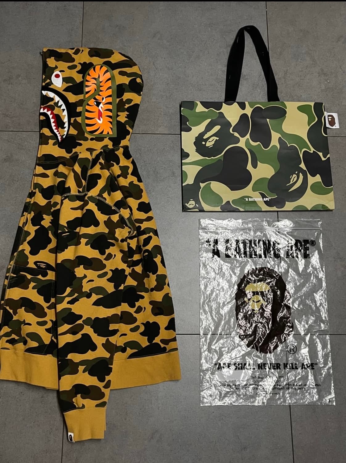 베이프 황계 후드집업 급처합니다 상품이미지2