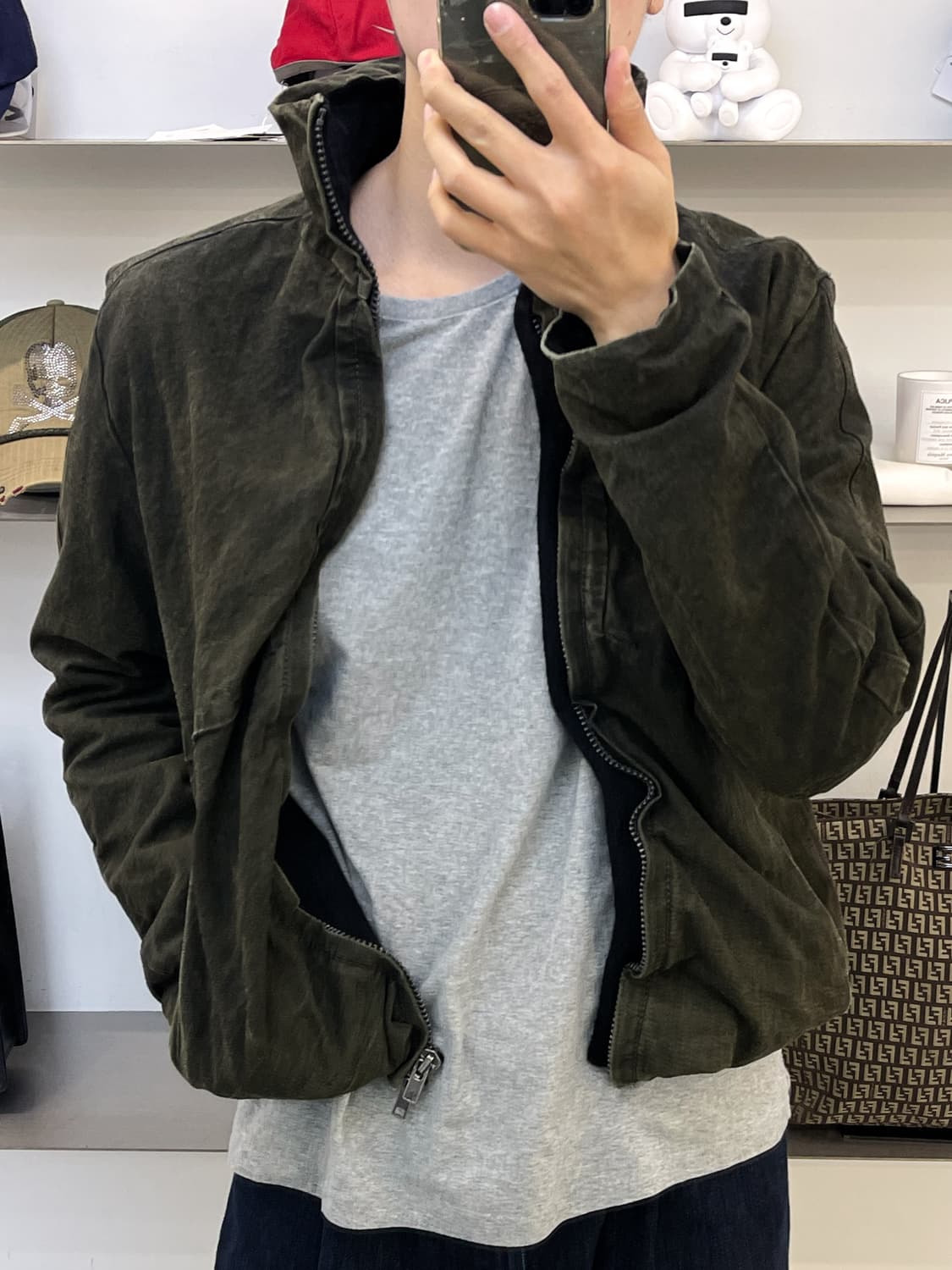 트랜짓 21fw 코티드 플리츠 자켓 상품이미지2